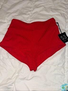 High-Waist Ribbed Swim Shorts in Red